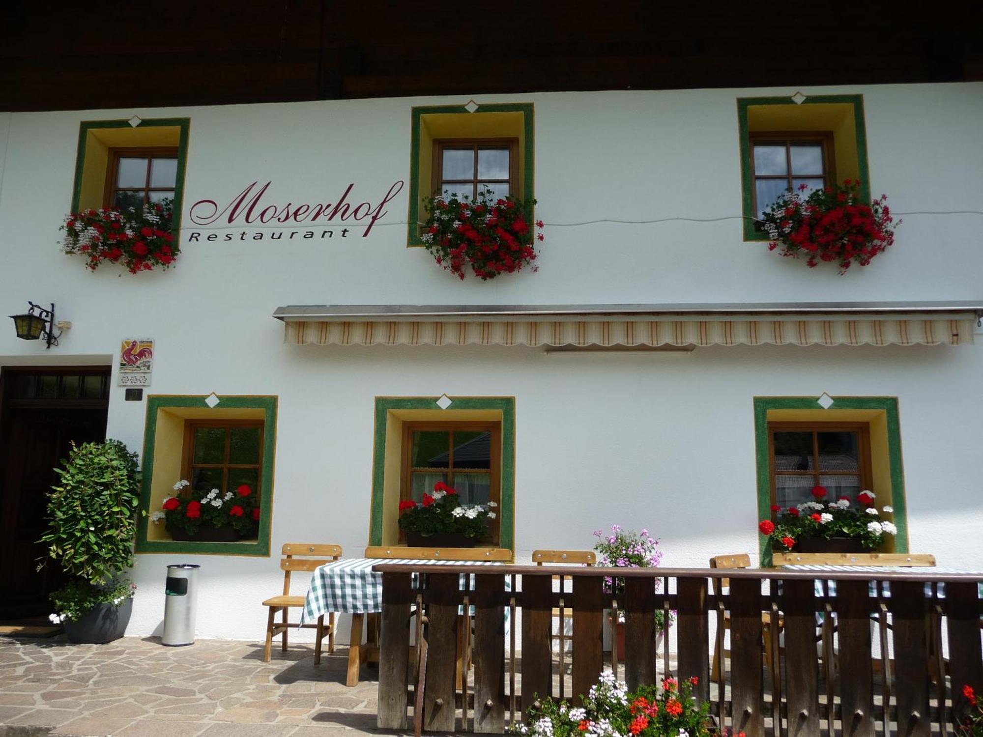 Berggasthaus Agritur Moserhof Braies  Kültér fotó