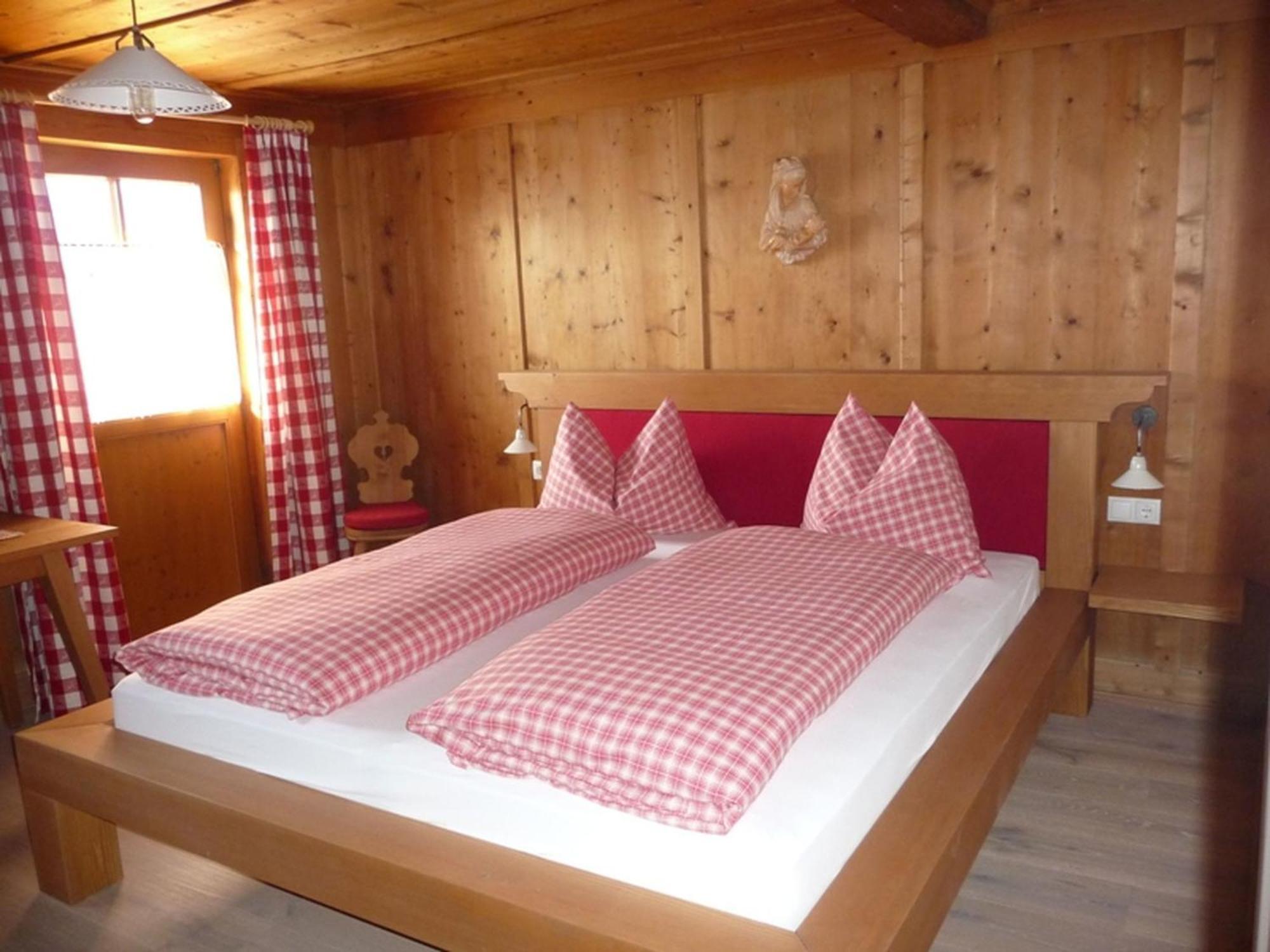 Berggasthaus Agritur Moserhof Braies  Szoba fotó