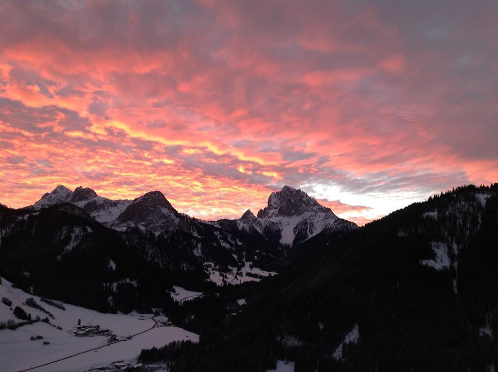 Berggasthaus Agritur Moserhof Braies  Kültér fotó