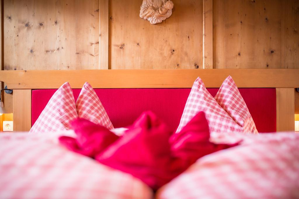 Berggasthaus Agritur Moserhof Braies  Kültér fotó